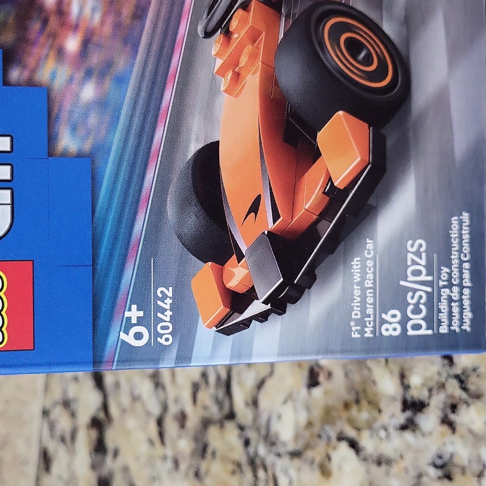 LEGO Bundle - Picture 7 of 7